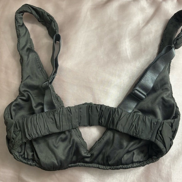 skims limited edition quilted triangle bralette in color gunmetal size xxs ! - Picture 3 of 6